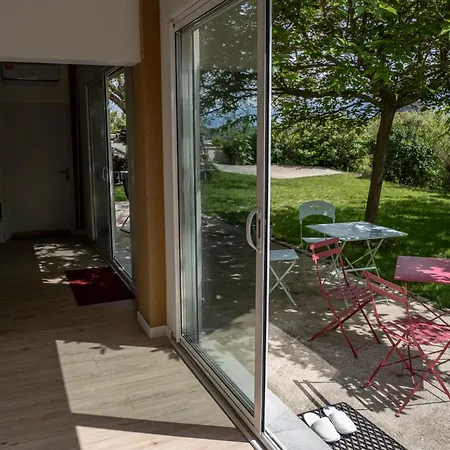Appartement Maison Sous Le Noyer *